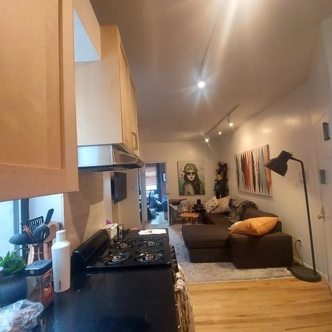 52 MacDougal Street 5B Soho New York NY 10012