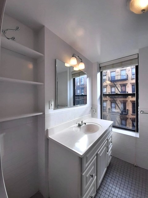 146 Sullivan Street 13 Soho New York NY 10012