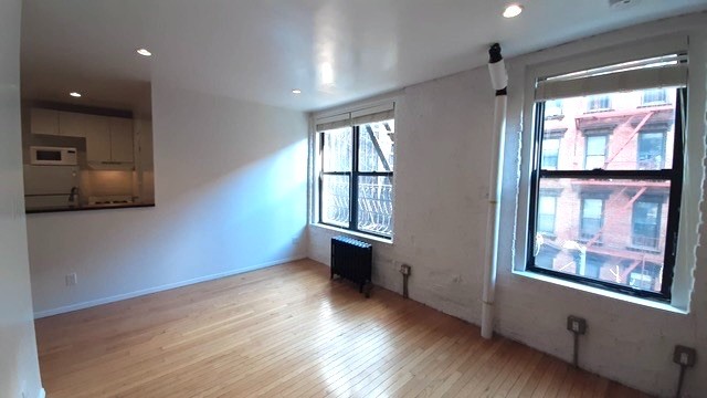 146 Sullivan Street 13 Soho New York NY 10012
