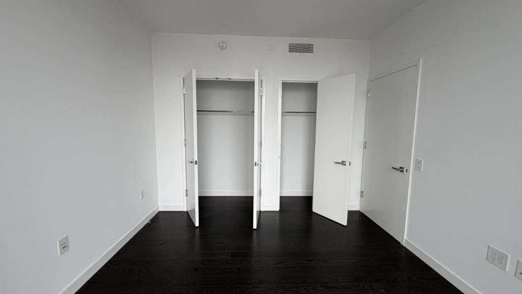 252 South Street Lower East Side New York NY 10002