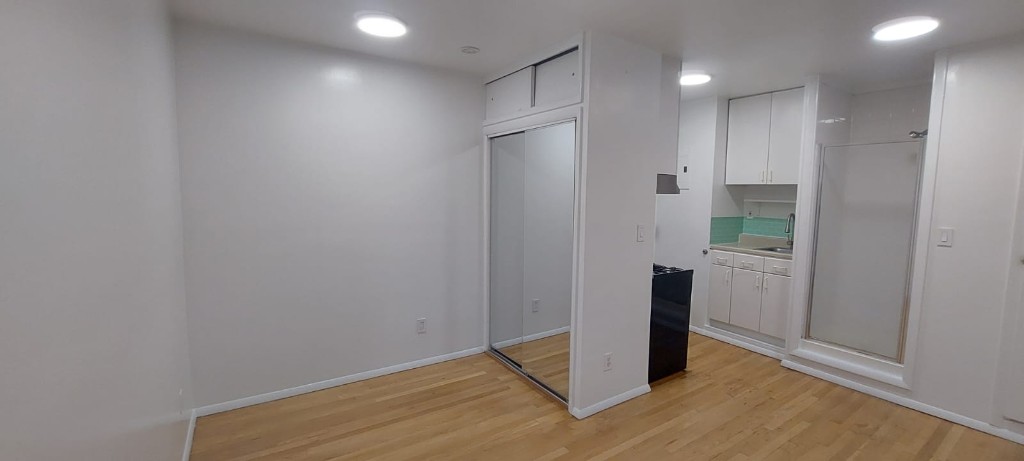 146 Sullivan Street 11 Soho New York NY 10012