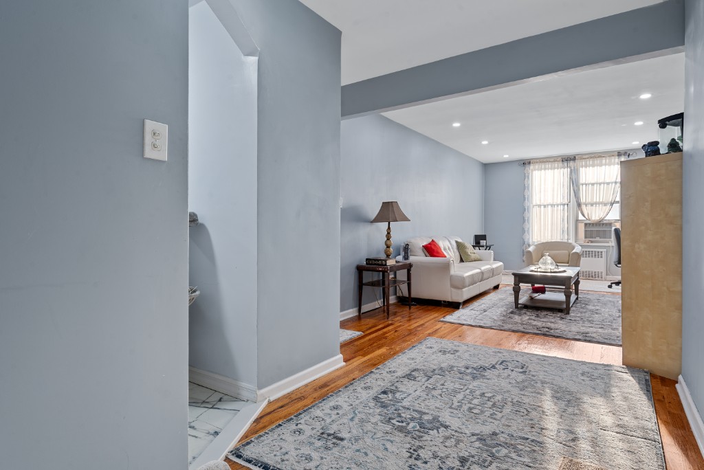 67-30 Clyde Street 5T Forest Hills Queens NY 11375