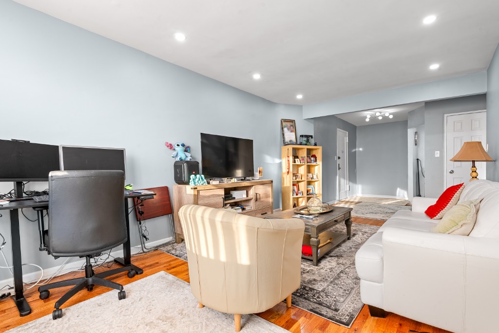 67-30 Clyde Street Forest Hills Queens NY 11375