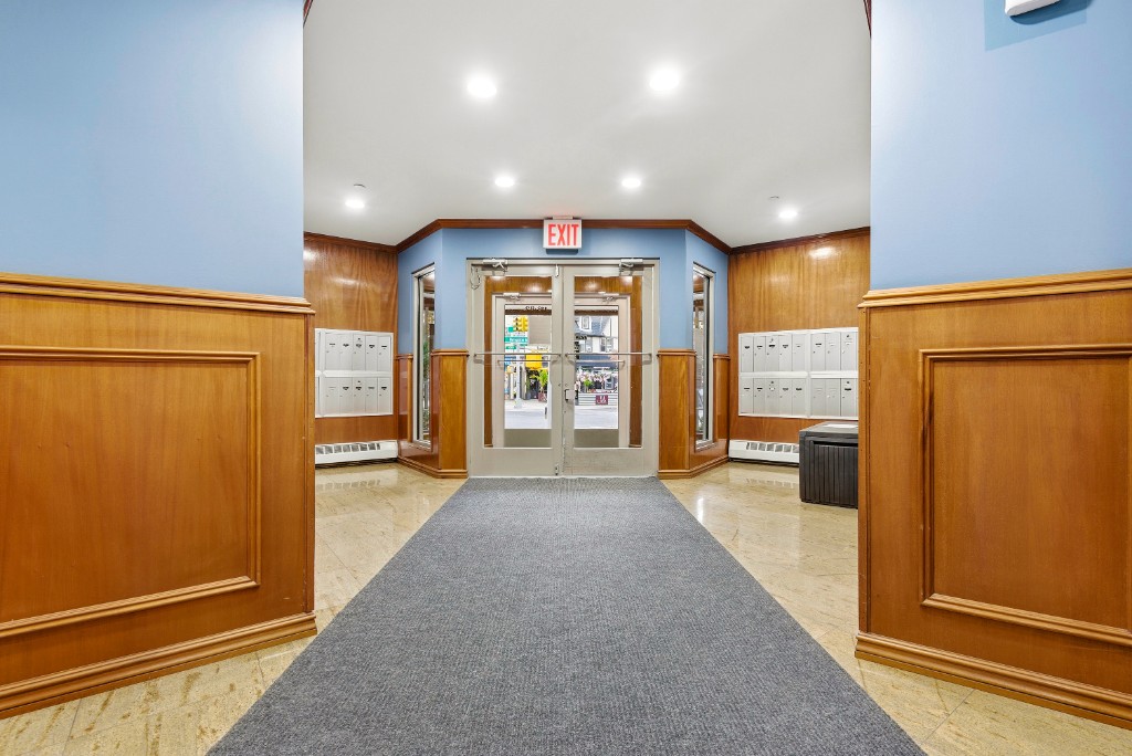 118-82 Metropolitan Avenue 3A Kew Gardens Queens NY 11415