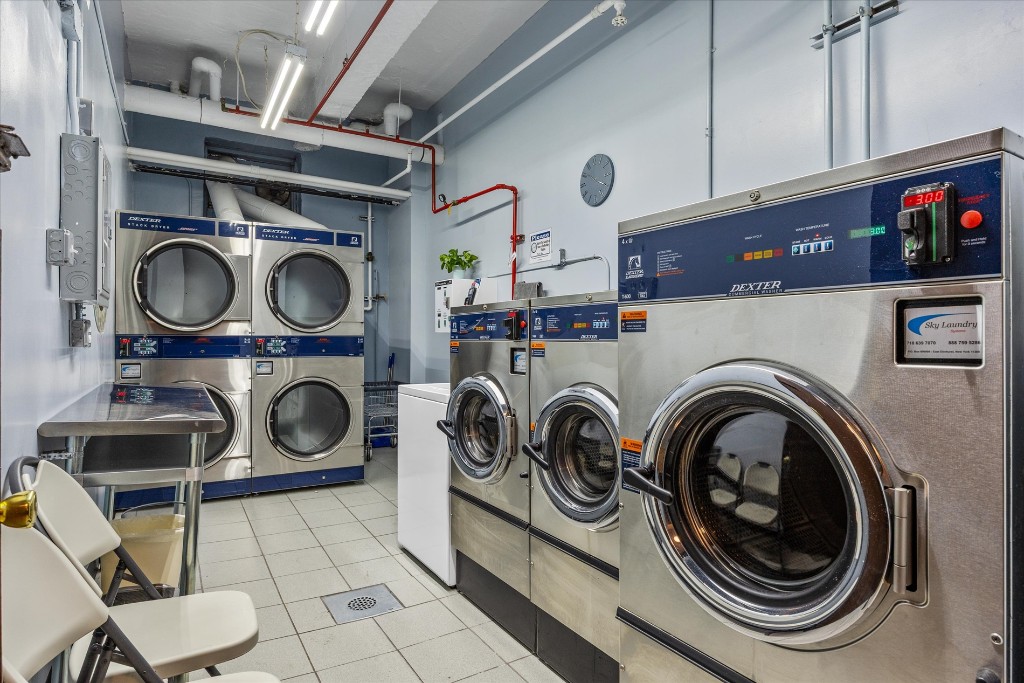 39-76 57th Street 6E Woodside Queens NY 11377