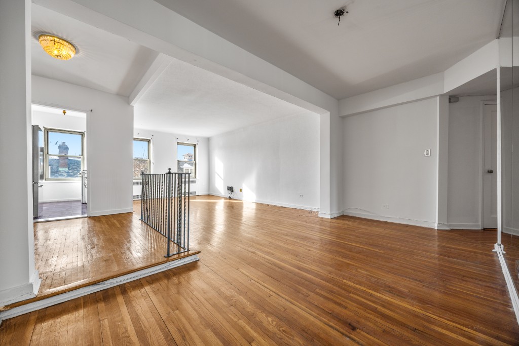 34-41 85th Street 3G Jackson Heights Queens NY 11372