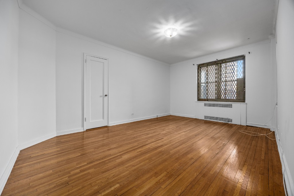 34-41 85th Street 3G Jackson Heights Queens NY 11372