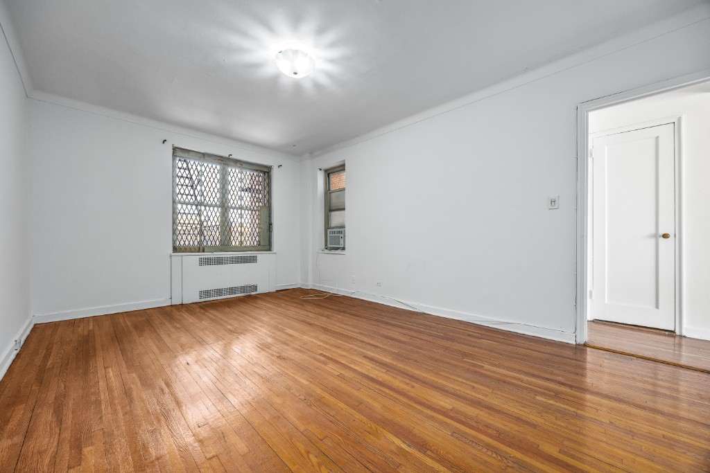 34-41 85th Street 3G Jackson Heights Queens NY 11372