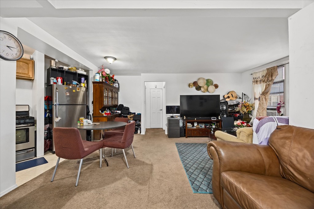 60-11 Broadway 3A Woodside Queens NY 11106