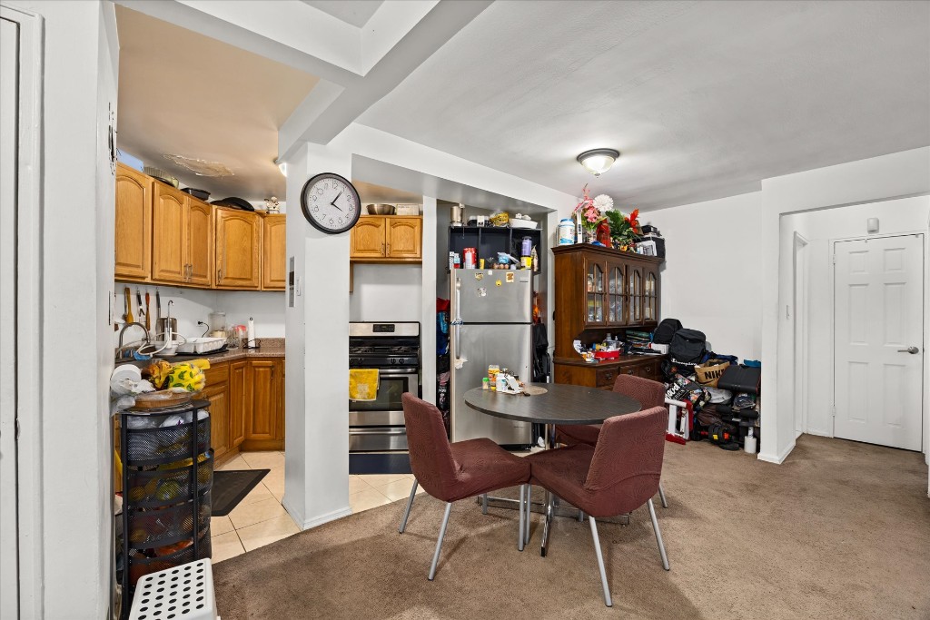 60-11 Broadway 3A Woodside Queens NY 11106