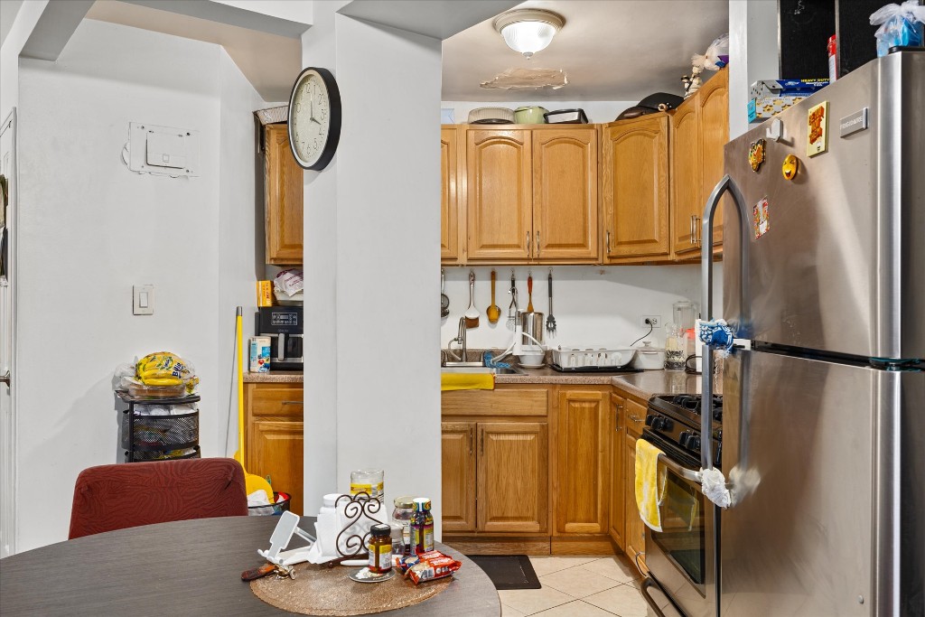 60-11 Broadway 3A Woodside Queens NY 11106