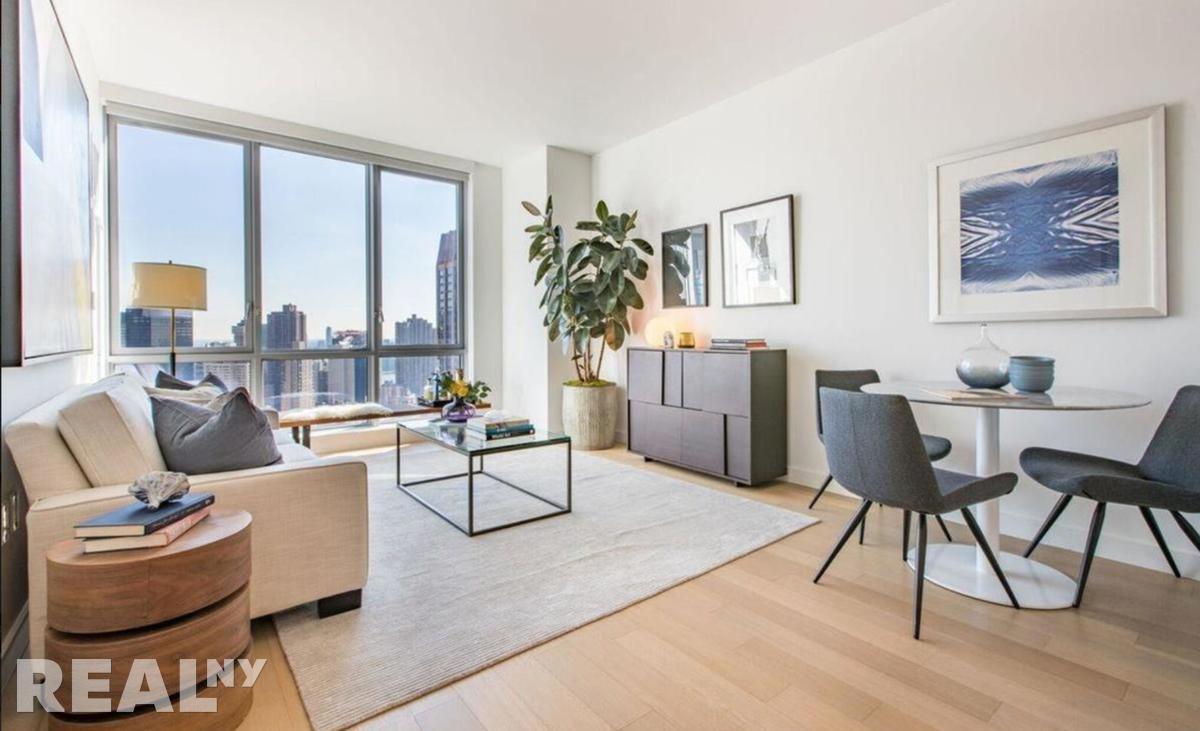 Delancey New York Apartments Lower East Side 3 Bedroom Apartment Lower East Side 3 Bedrooms Apartment For Rent Delancey Photo 1 2