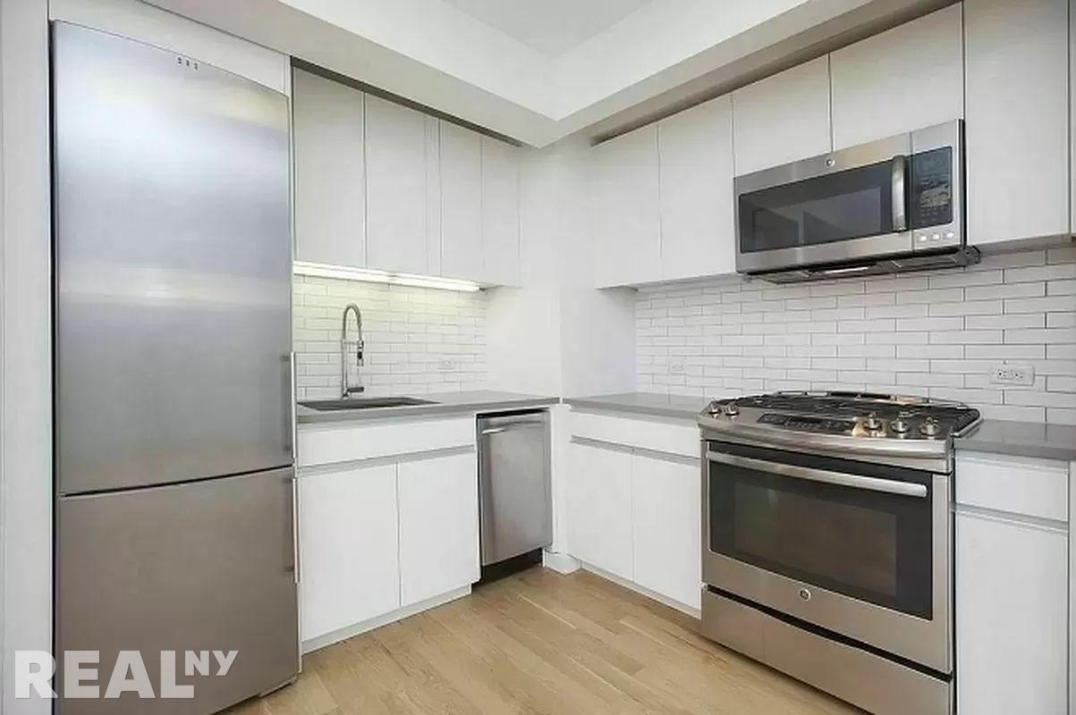 331 E Houston St., #9A