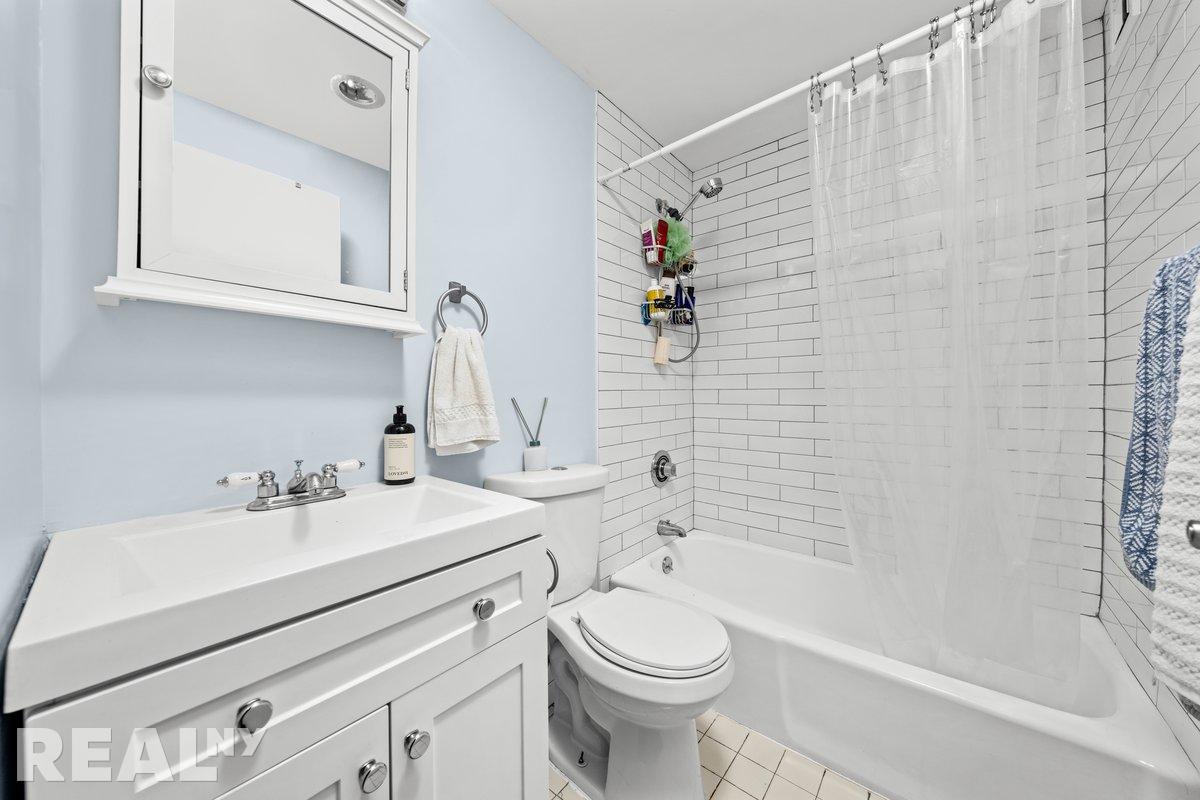 414 West 54th Street 2C Clinton New York NY 10019