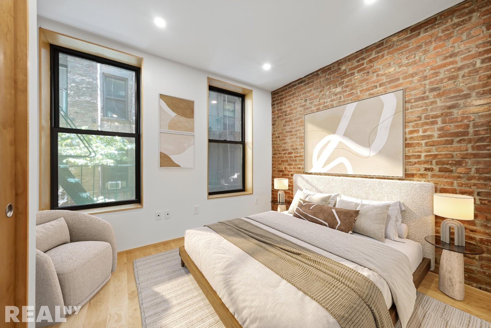 1 bedroom Coop at 100 Suffolk Street, #1B