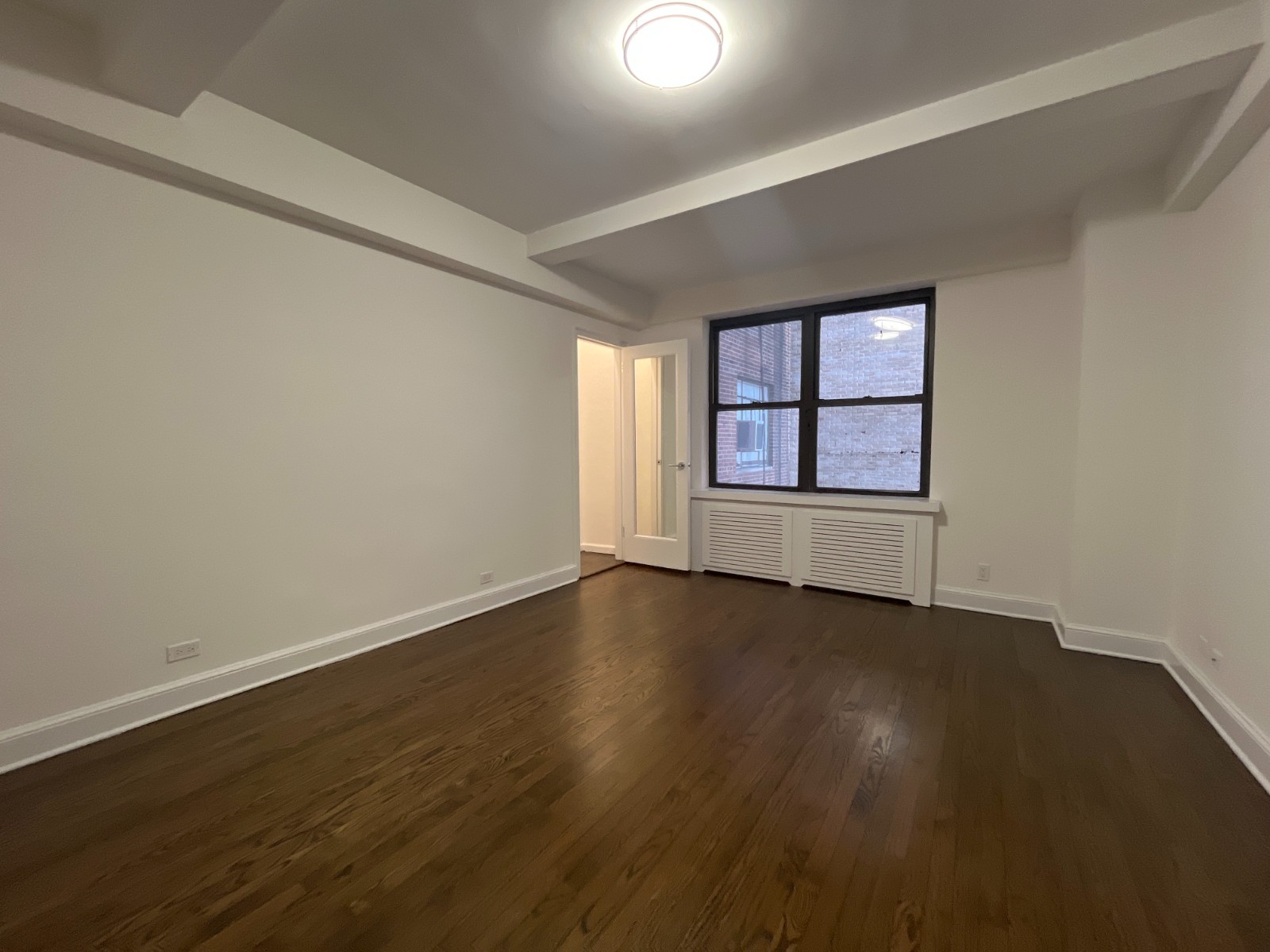 1.0 bed apartment at 20 Fifth Avenue, Greenwich Village