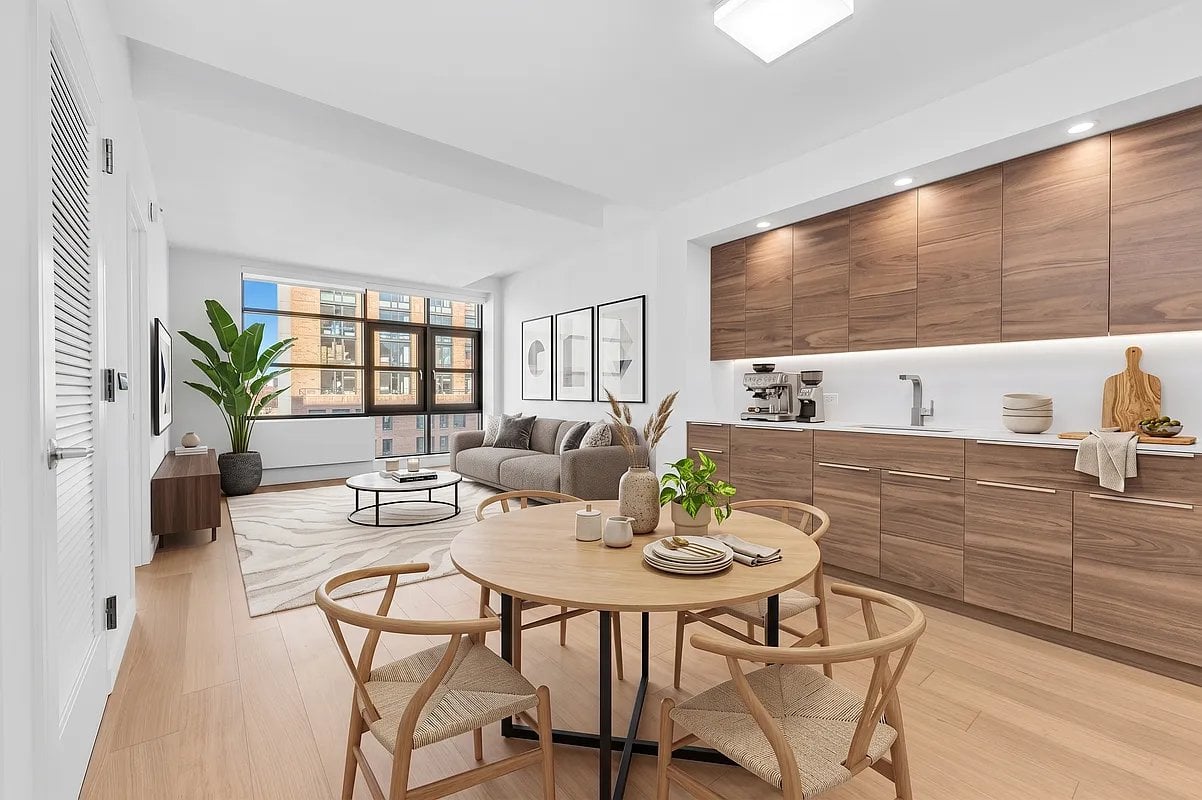 1 bedroom Apartment at 171 Suffolk Street, #3A