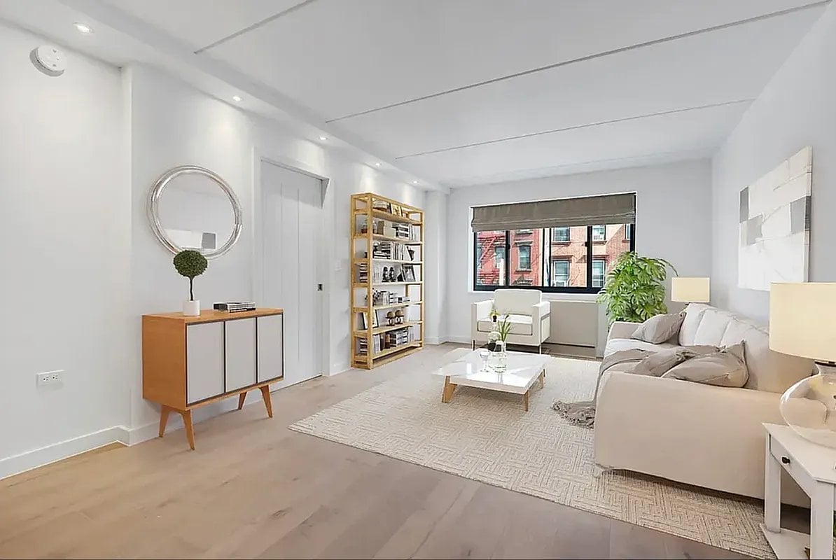 1 bedroom Apartment at 10 Rutgers Street, #4L