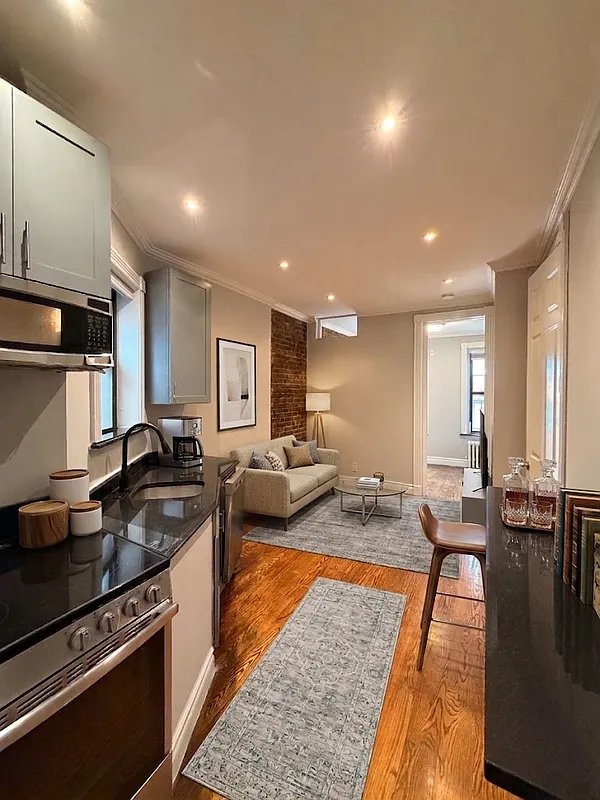 1.0 bed apartment at 219 East 23rd Street, Kips Bay