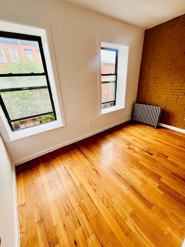 3.0 bed apartment at 422 East 118th Street, Harlem