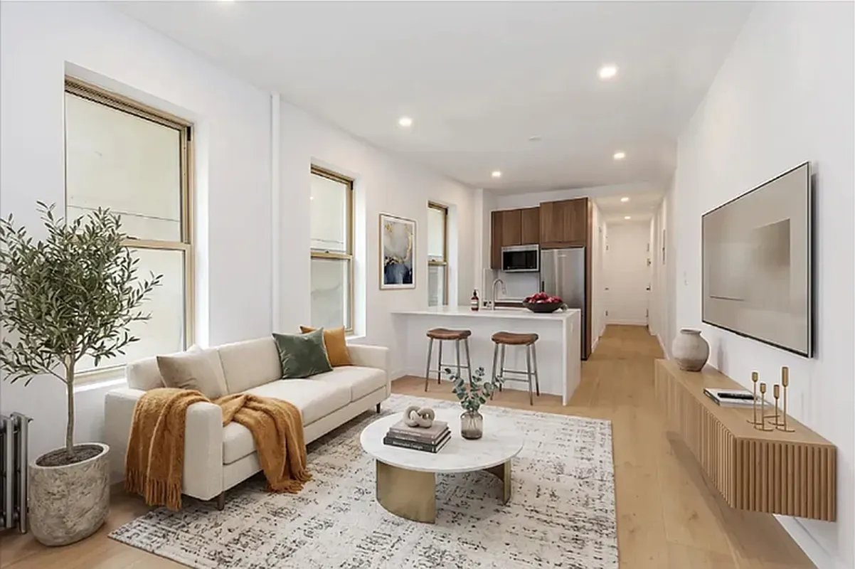 1.0 bed apartment at 246 East 53rd Street, Midtown East