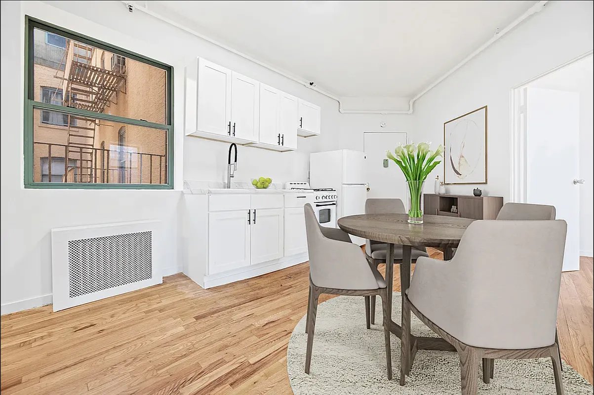 3.0 bed apartment at 239 West 63rd Street, Upper West Side