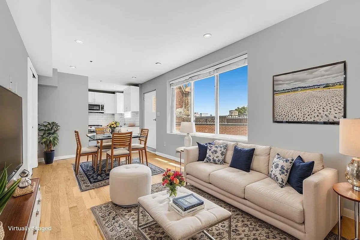 1.0 bed apartment at 152 Ludlow Street, Lower East Side