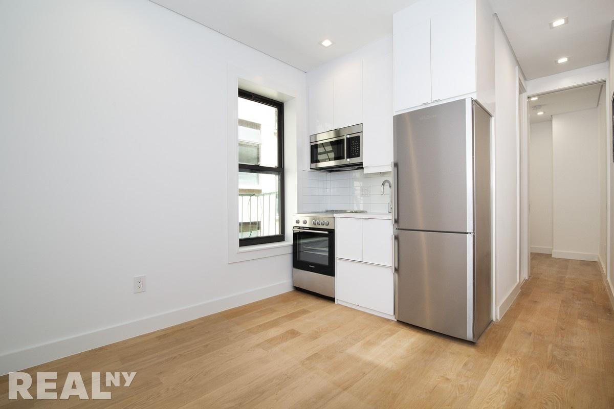 Thompson Street New York Apartments Soho 2 Bedroom Apartment For Rent Soho 2 Bedrooms Apartment For Rent Thompson Street Photo 1