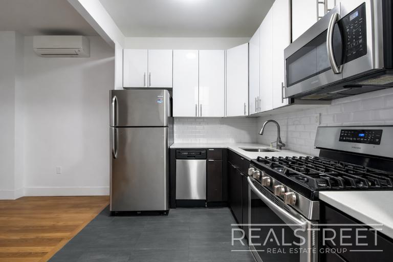 90-02 Queens Blvd #611, ELMHURST, NY 11373 | 11339