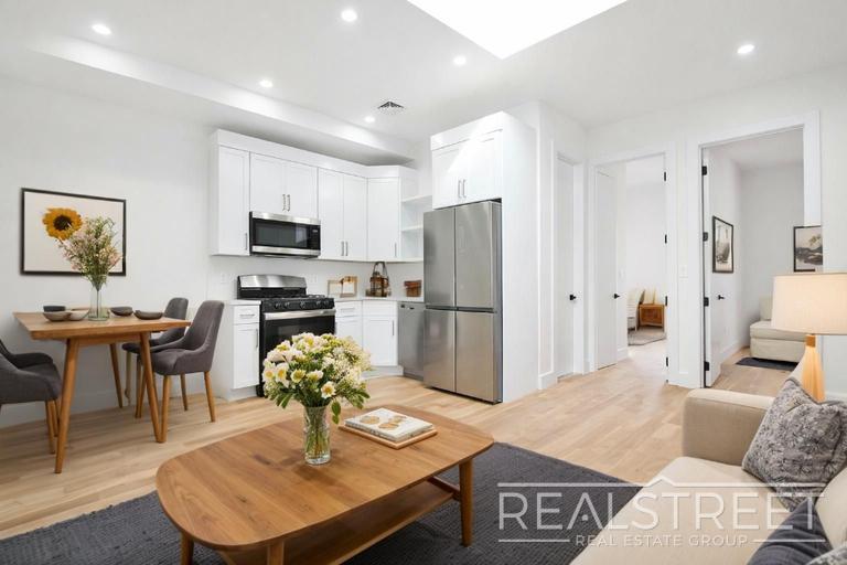 59 Beaver St UNIT&nbsp;3, Brooklyn, NY, 11206
