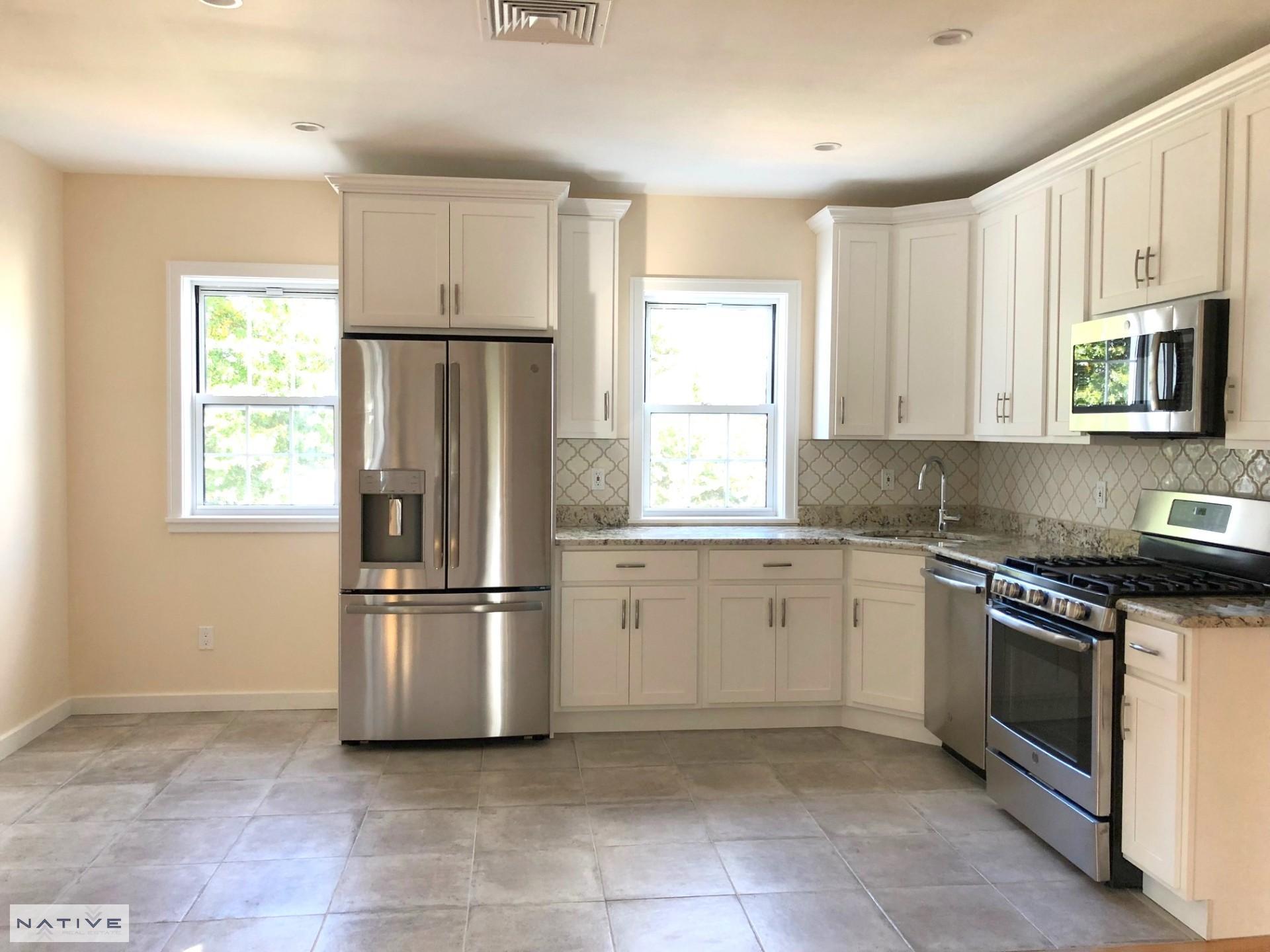 Maspeth Avenue Apartments Queens 2 Bedroom Apartment For Rent Photo 3