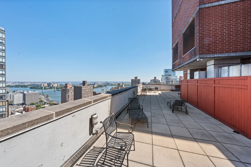1760 Second Avenue Upper East Side New York NY 10128