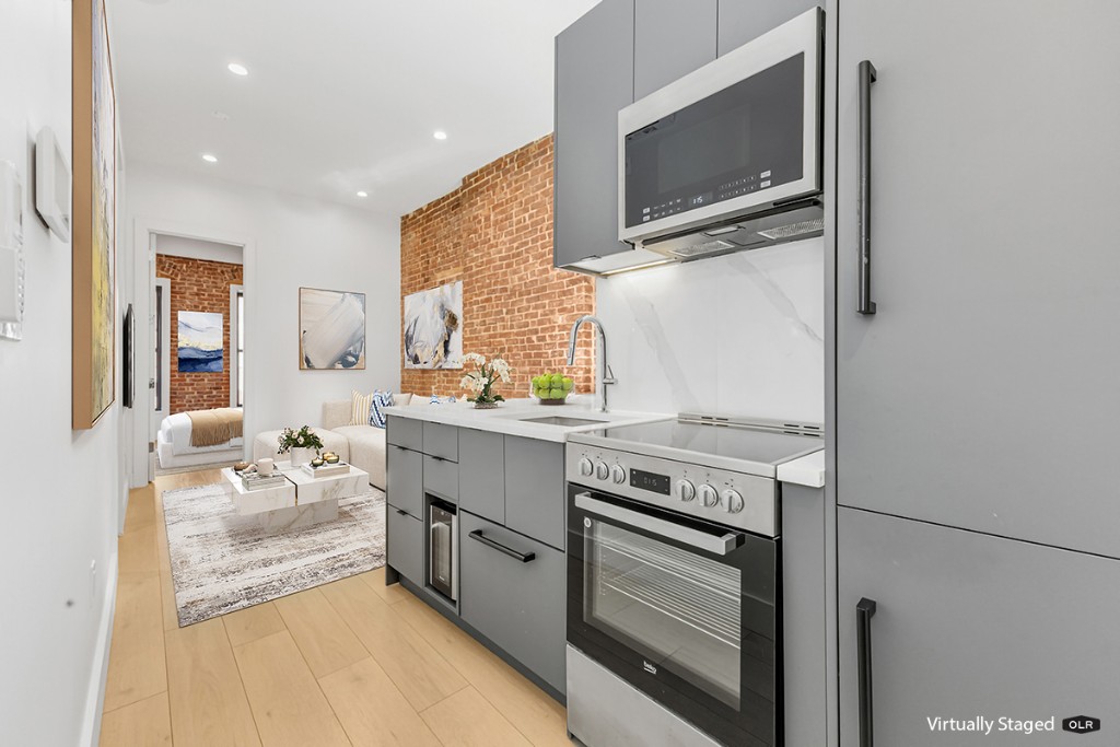 356 West 48th Street Clinton New York NY 10036