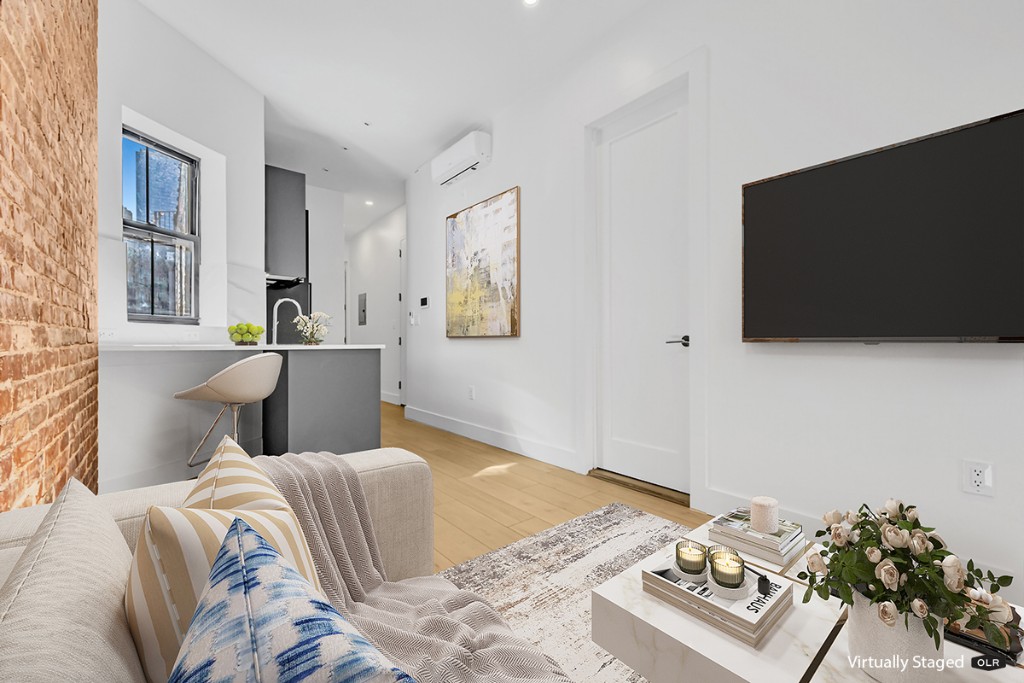 356 West 48th Street Clinton New York NY 10036