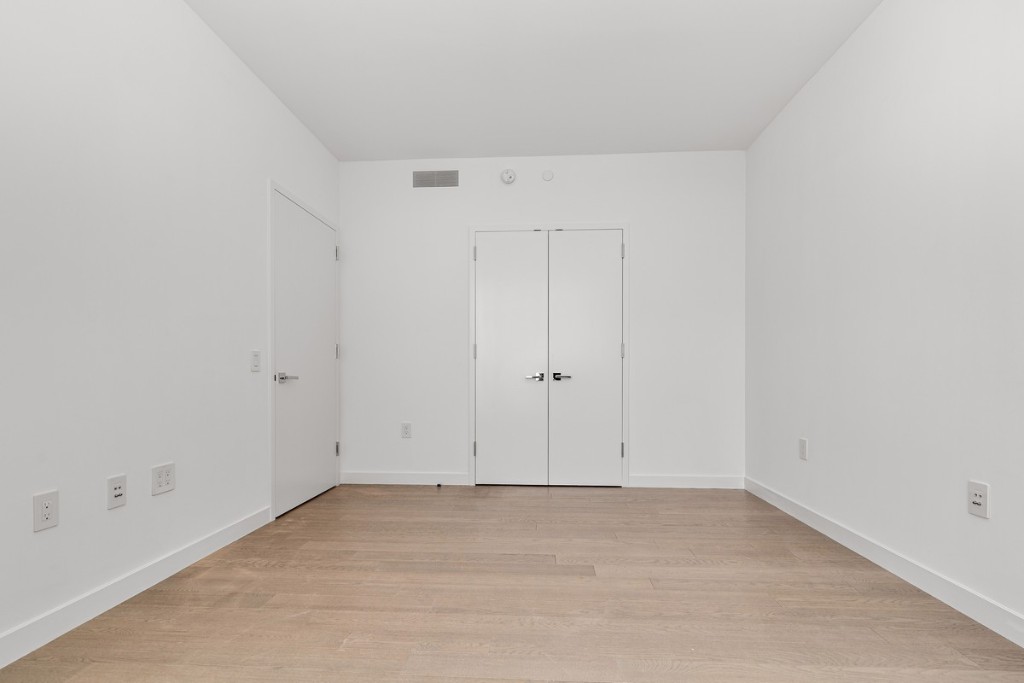 252 South Street 42F Lower East Side New York NY 10002