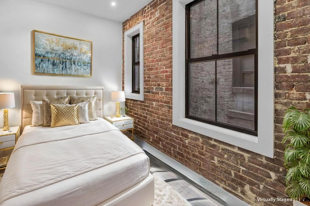 356 West 48th Street 1C Clinton New York NY 10036