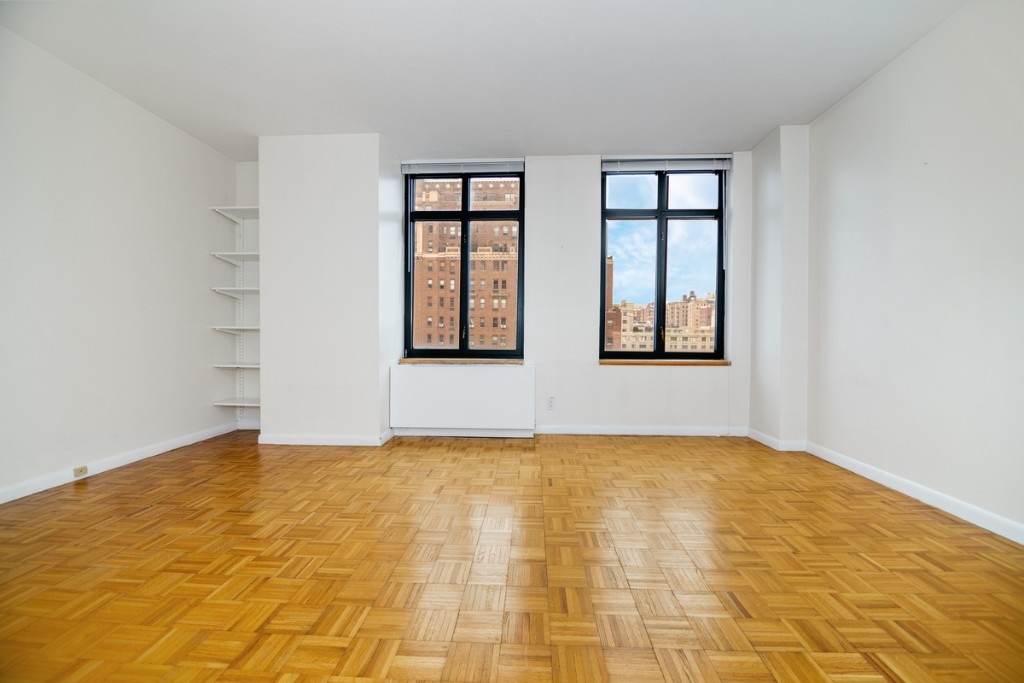 222 Riverside Drive Upper West Side New York NY 10025