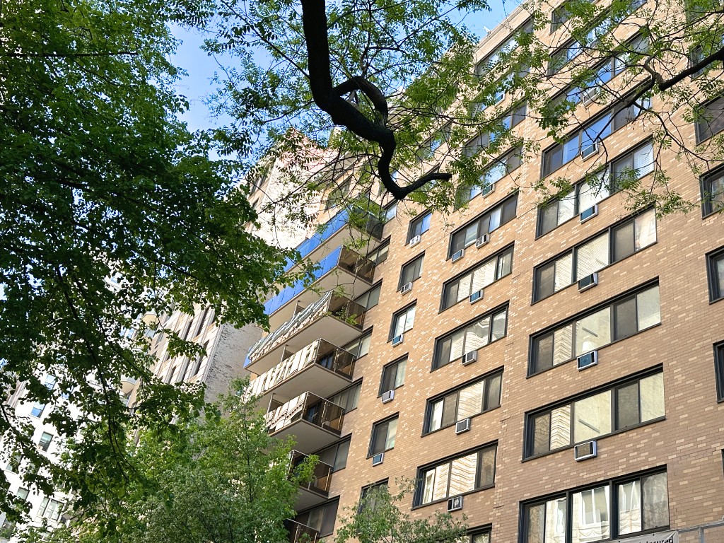 16 West 16th Street Flatiron District New York NY 10011