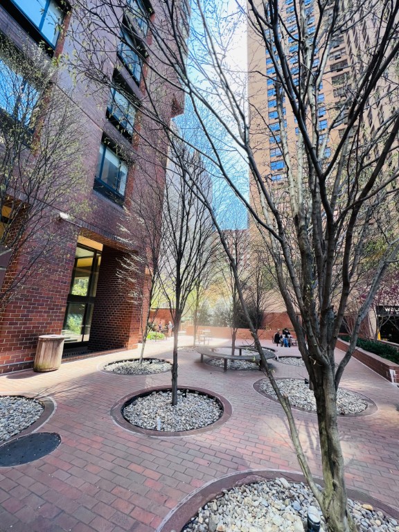 30 West 61st Street 11G Lincoln Square New York NY 10023