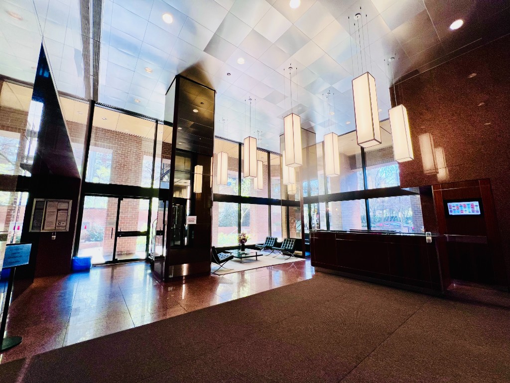 30 West 61st Street 11G Lincoln Square New York NY 10023
