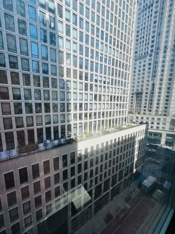 30 West 61st Street 11G Lincoln Square New York NY 10023