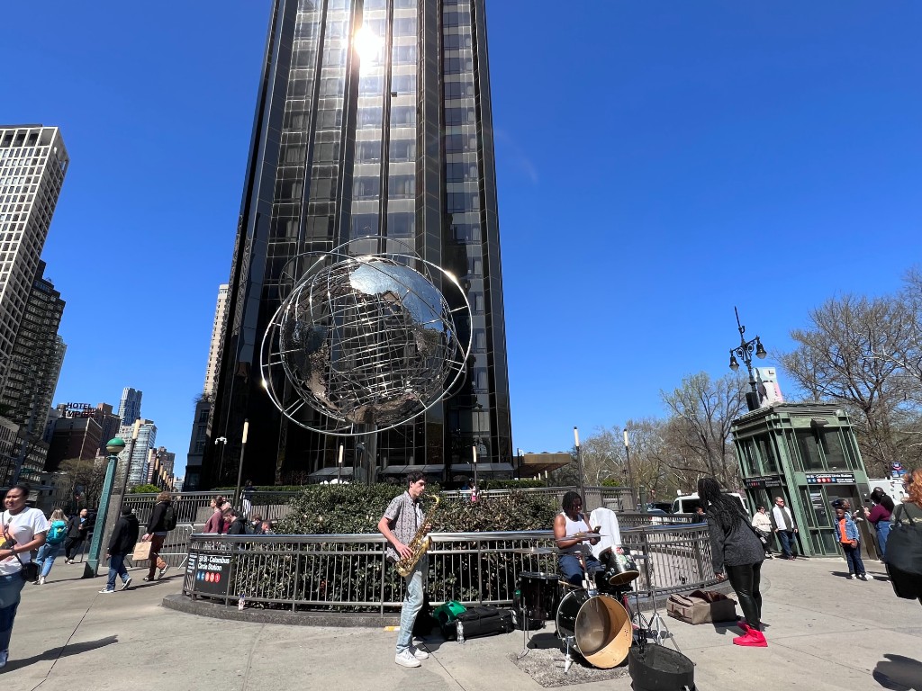 30 West 61st Street 11G Lincoln Square New York NY 10023
