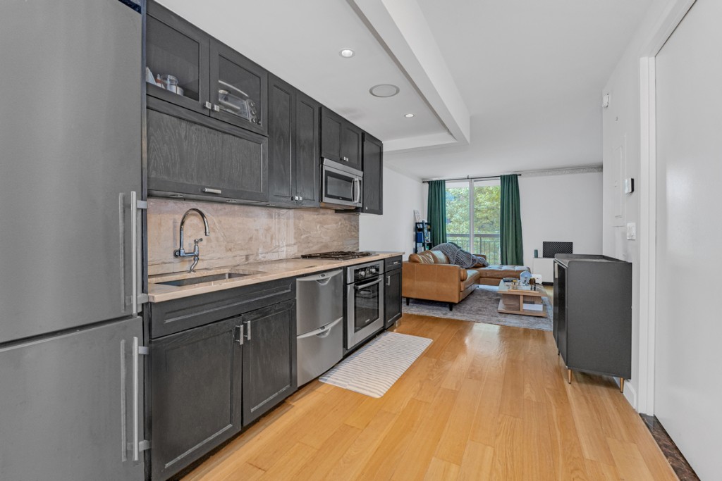 333 Rector Place 502 Battery Park City New York NY 10280