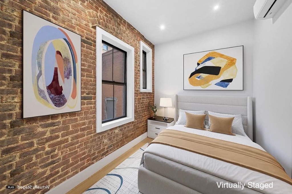 356 West 48th Street GardenB Clinton New York NY 10036