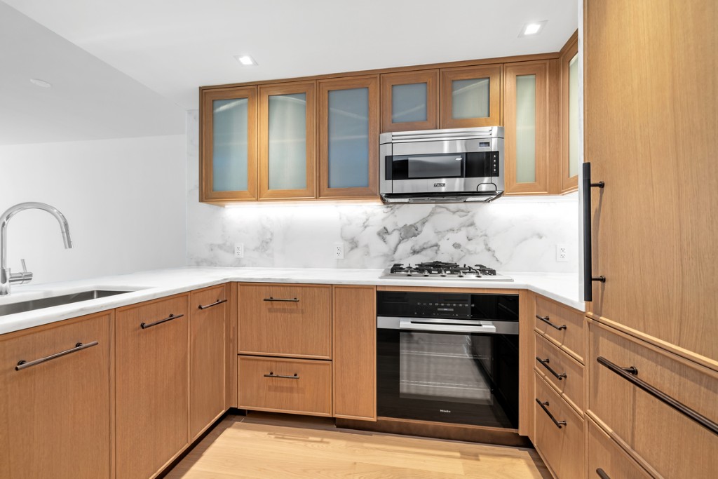 210 Warren Street 5Q Battery Park City New York NY 10282