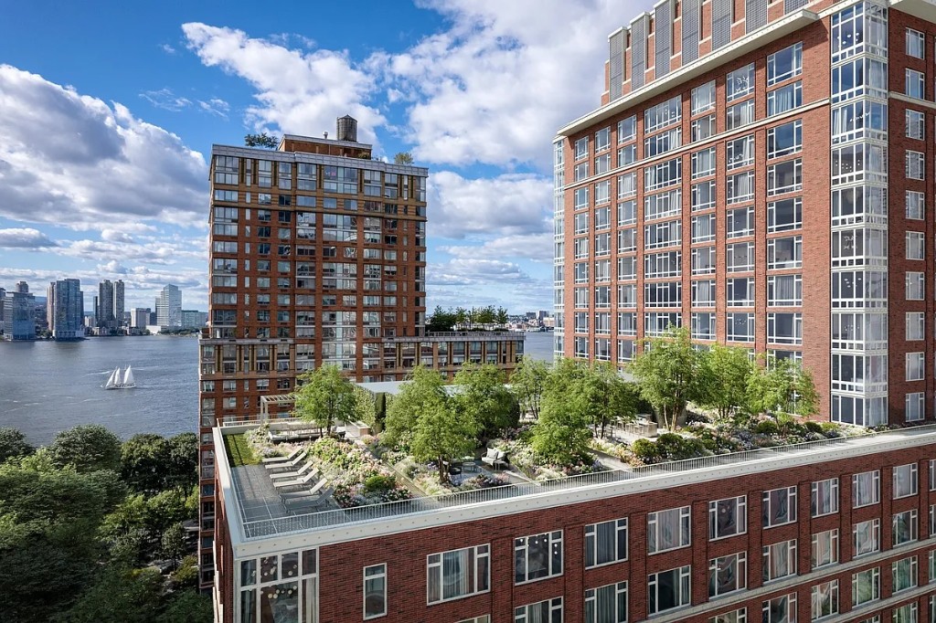 210 Warren Street 5Q Battery Park City New York NY 10282