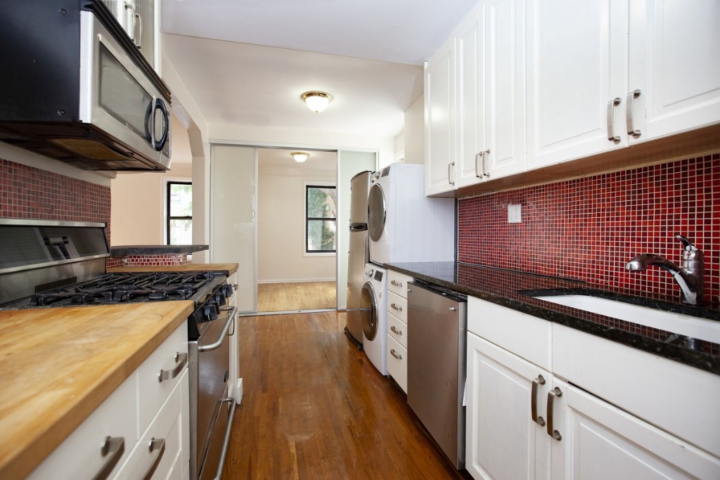 20 Clinton Street 2F Lower East Side New York NY 10002
