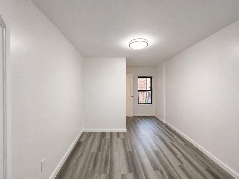 87 Clinton Street 9 Lower East Side New York NY 10002