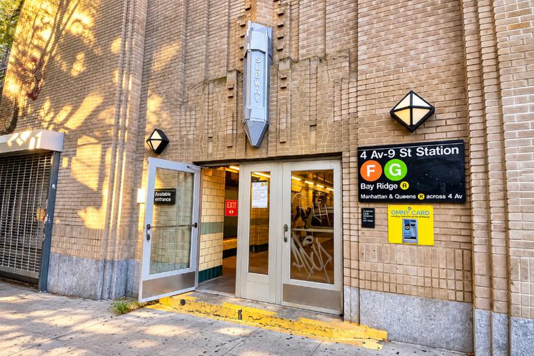 500 4th Avenue 4I Gowanus Brooklyn NY 11215