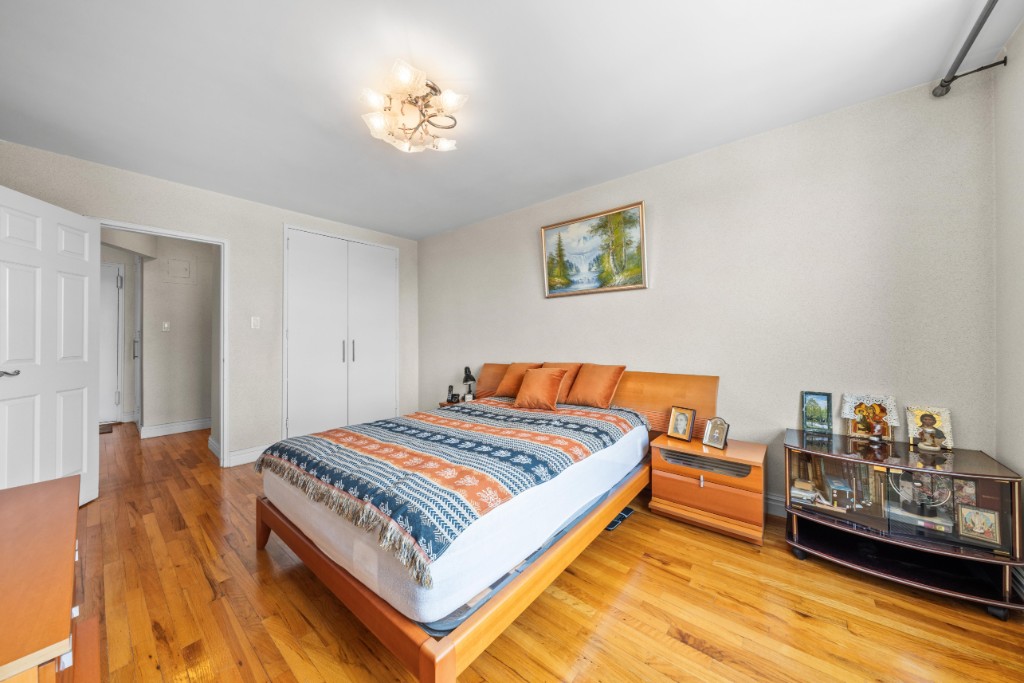 2600 East 21st Street Sheepshead Bay Brooklyn NY 11235